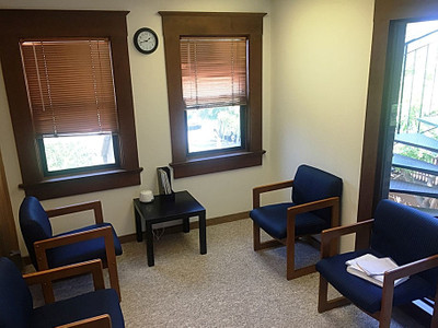 Therapy space picture #1 for La Tanya Wallace, mental health therapist in California, District Of Columbia, Florida, Oregon, Texas, Washington