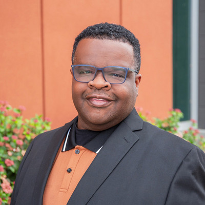 Picture of Angelo Covington, mental health therapist in North Carolina