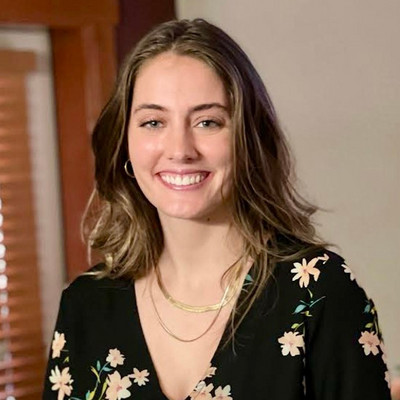 Picture of Taylor Linsmeier, mental health therapist in Connecticut