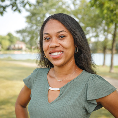 Picture of Akilah Yates, therapist in Florida, Illinois