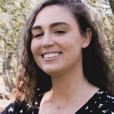 Picture of Emily DeVercelly, therapist in California