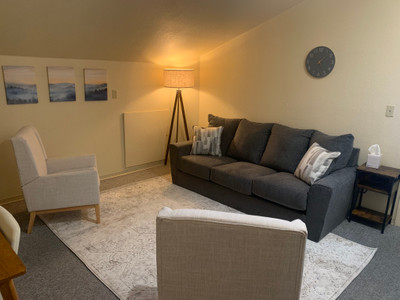 Therapy space picture #2 for Courtney Tomblin, therapist in California
