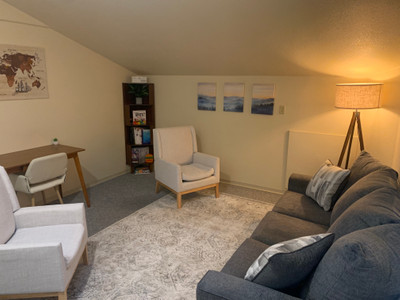 Therapy space picture #1 for Courtney Tomblin, therapist in California
