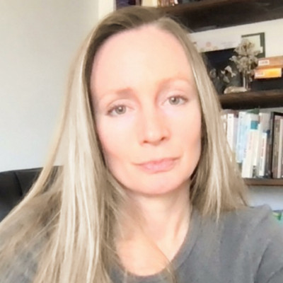 Picture of Lindsay Tasse, therapist in California