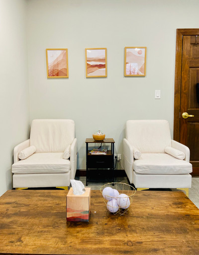 Therapy space picture #2 for Monica  Marchant-Silva, mental health therapist in Illinois