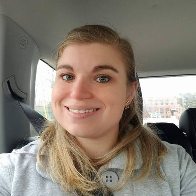 Picture of Bria Stavnezer, therapist in Connecticut