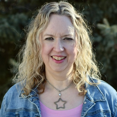 Picture of MaryJo Melander, therapist in Minnesota