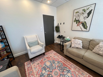 Therapy space picture #2 for Tom Earnshaw, mental health therapist in Texas