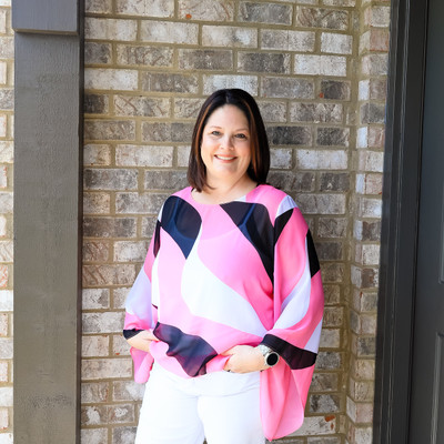 Picture of Dr. Kim Knight, therapist in Alabama, Arizona, Arkansas, Colorado, Delaware, District Of Columbia, Florida, Georgia, Idaho, Illinois, Indiana, Kansas, Kentucky, Maine, Maryland, Minnesota, Missouri, Nebraska, Nevada, New Hampshire, New Jersey, North Carolina, Ohio, Oklahoma, Pennsylvania, Tennessee, Texas, Utah, Virginia, Washington, West Virginia, Wisconsin
