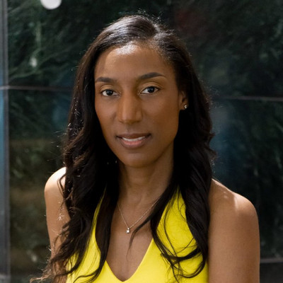 Picture of Candace Young, therapist in California