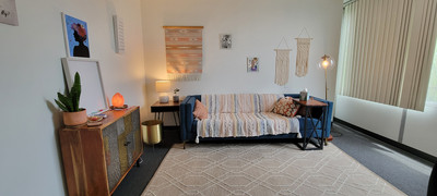 Therapy space picture #1 for Alayn Ortiz, mental health therapist in California