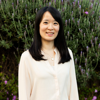 Picture of Cindy Wang, mental health therapist in California