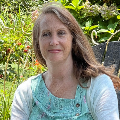 Picture of Marianne Bradley-Arkush, mental health therapist in New Jersey