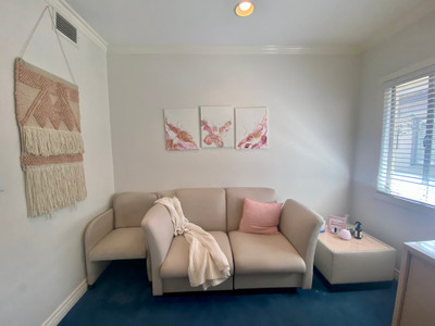 Therapy space picture #2 for Gaby Bolivar Villalobos, mental health therapist in California