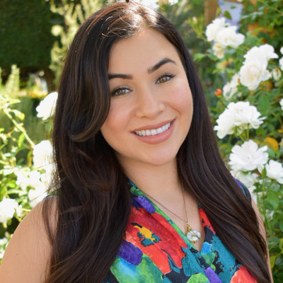 Picture of Eileen  Flores, mental health therapist in California