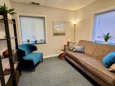 Therapy space picture #2 for Jennifer Tang, mental health therapist in Arizona, Massachusetts, Michigan, Ohio