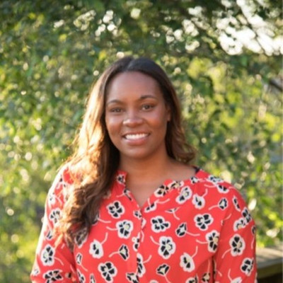Picture of Courtney Berry, mental health therapist in Illinois