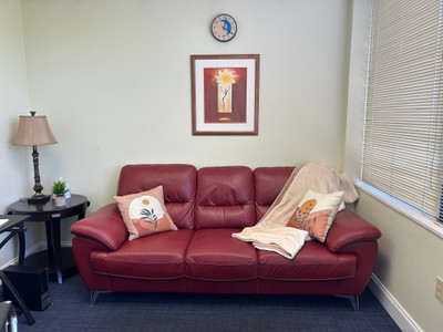 Therapy space picture #2 for Elizabeth  Ruiz, mental health therapist in Florida