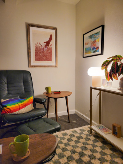 Therapy space picture #1 for Laina Yoswein, mental health therapist in Oregon