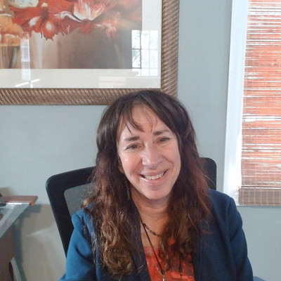 Picture of Hiyaguha Cohen, mental health therapist in South Carolina