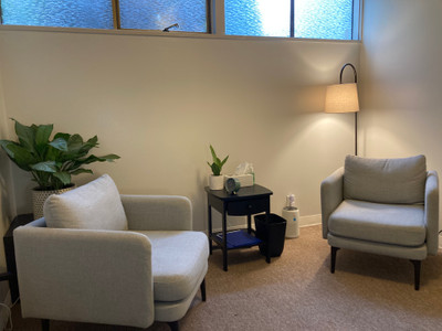 Therapy space picture #2 for Kelly Allred, mental health therapist in Washington