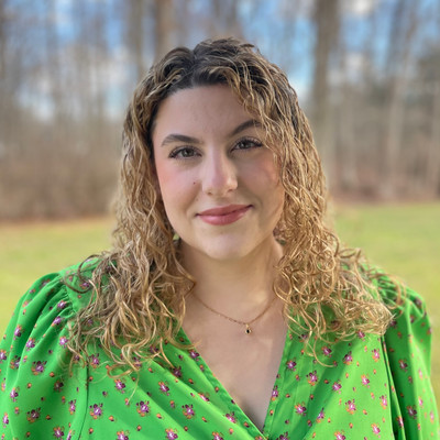 Picture of Arianna Mora, mental health therapist in Connecticut