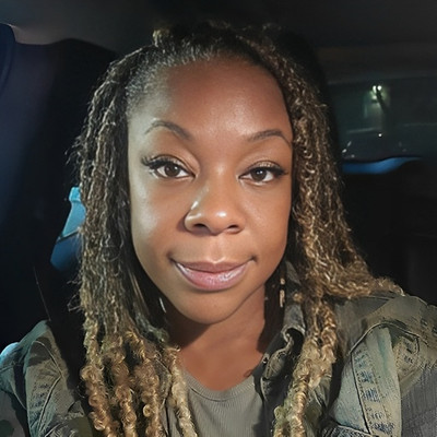 Picture of Tantenisha James, mental health therapist in New York