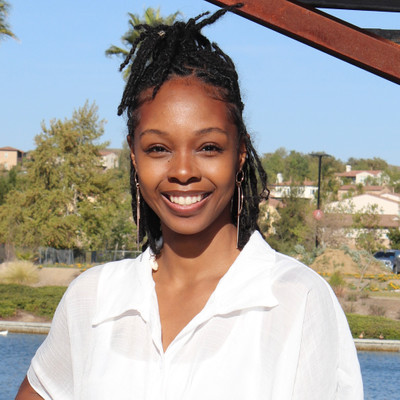 Picture of Ty'Jalayah Robertson, mental health therapist in California