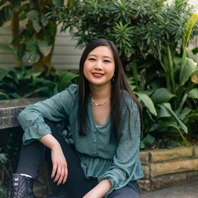 Picture of Taylor Yong, mental health therapist in Florida, Ohio