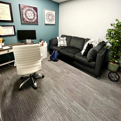 Therapy space picture #1 for Pablo Gutierrez, mental health therapist in Virginia