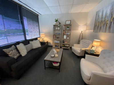 Therapy space picture #2 for Cle'tse Searle, mental health therapist in Texas