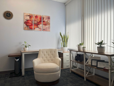 Therapy space picture #2 for Cheng Yi Yen, mental health therapist in California