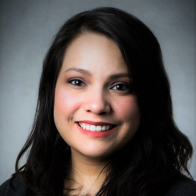 Picture of Angela Mendez-Vanegas, mental health therapist in Minnesota