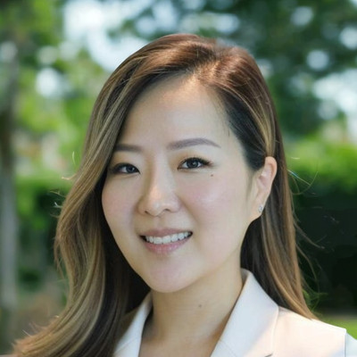 Picture of Esther Kang, mental health therapist in New York