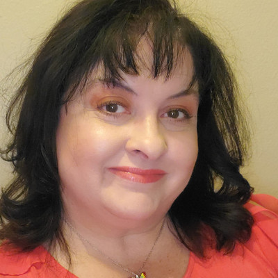 Picture of Shirley Gutierrez, mental health therapist in Oregon, Texas, Washington