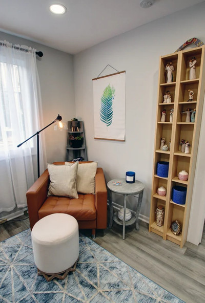 Therapy space picture #3 for Jennifer Perera, mental health therapist in Connecticut, Florida, Illinois, New Jersey, New York, Pennsylvania