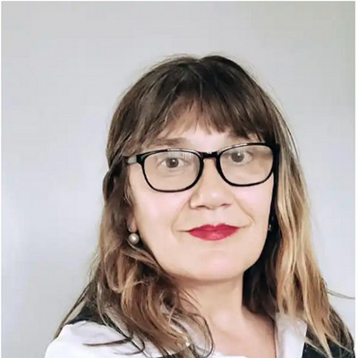 Picture of Olga Karagyozova, mental health therapist in California