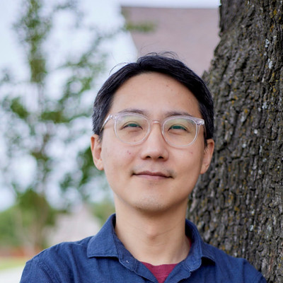 Picture of Elliot Lee, mental health therapist in Texas