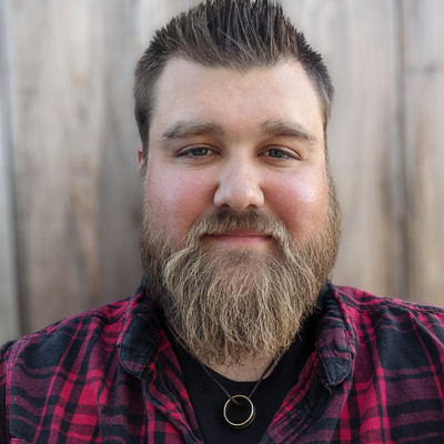 Picture of Tyler Goulet, mental health therapist in California