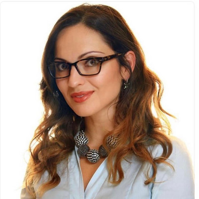 Picture of Elena Issendorf, mental health therapist in Florida, New York