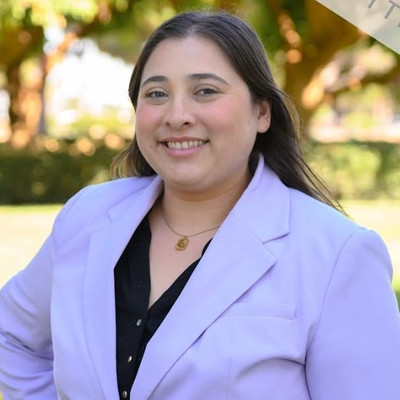 Picture of Noemi  Illescas, mental health therapist in California