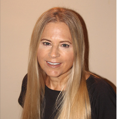 picture of therapist named Dr. Corinne Smorra