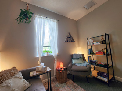 Therapy space picture #2 for Cara Boileau, mental health therapist in Florida