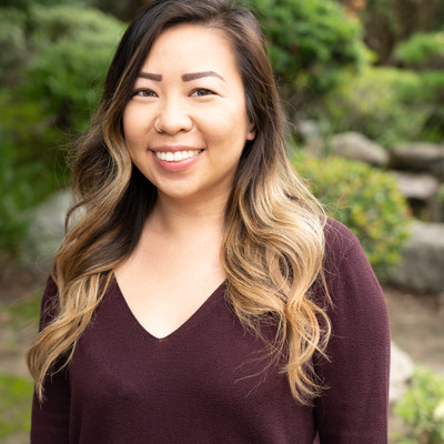 Picture of Ying Moua, mental health therapist in California