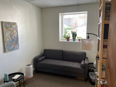Therapy space picture #1 for Karl Saffran, therapist in Illinois