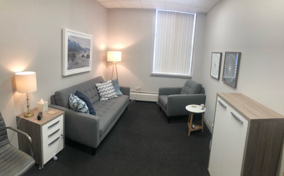 Therapy space picture #1 for Kristen Jacobsen, mental health therapist in Illinois, Michigan