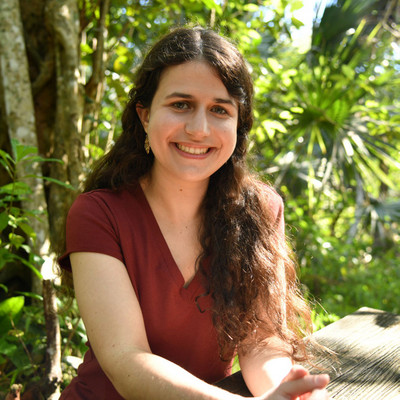 Picture of Allie Vaknin, mental health therapist in Florida