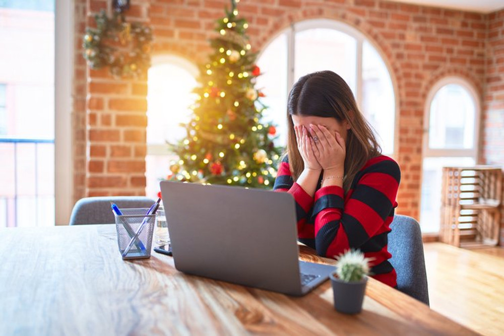 SILENT NIGHT, STRESSFUL NIGHT: 4 WAYS TO DEAL WITH HOLIDAY A